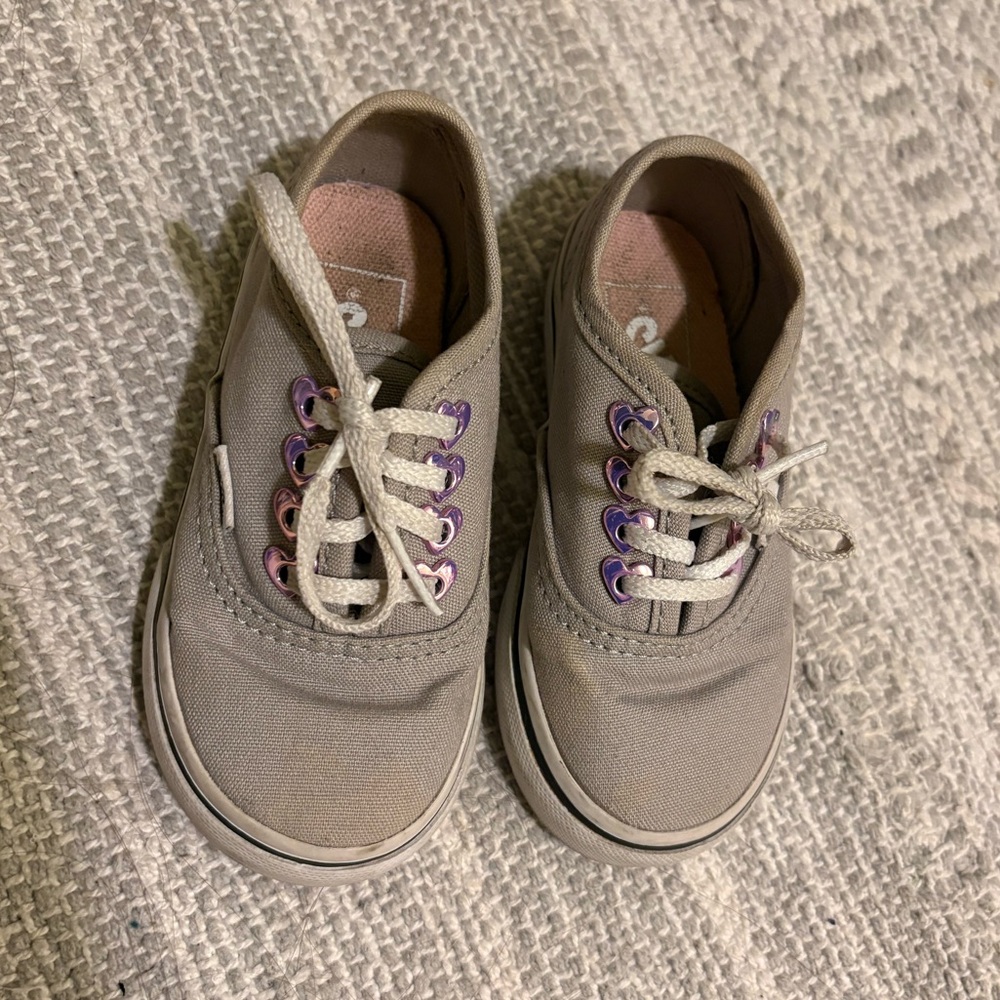 Vans Kids Sneakers in light gray with Purple Eyelets